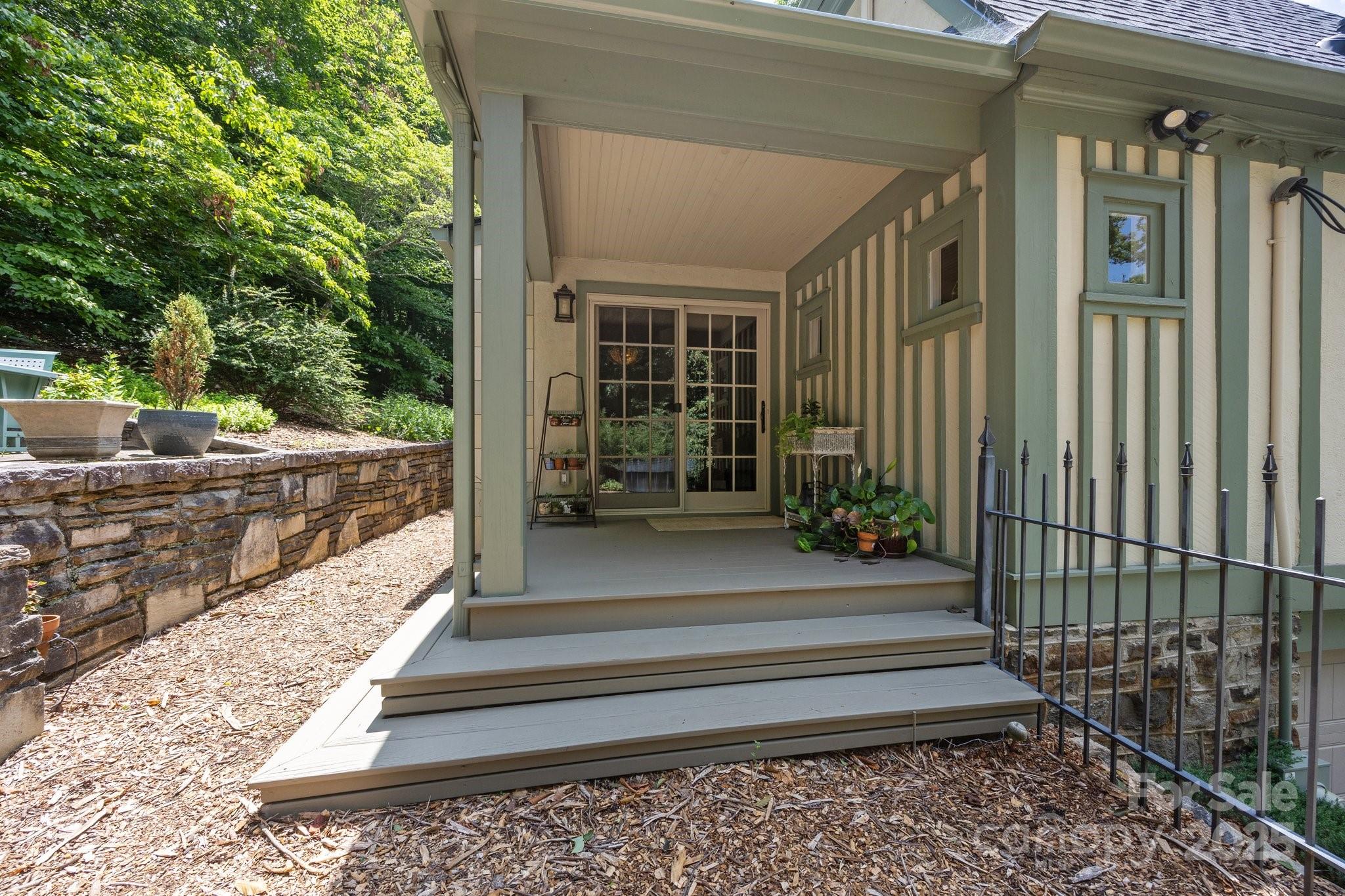 12 Rice Branch Road Asheville NC 28804