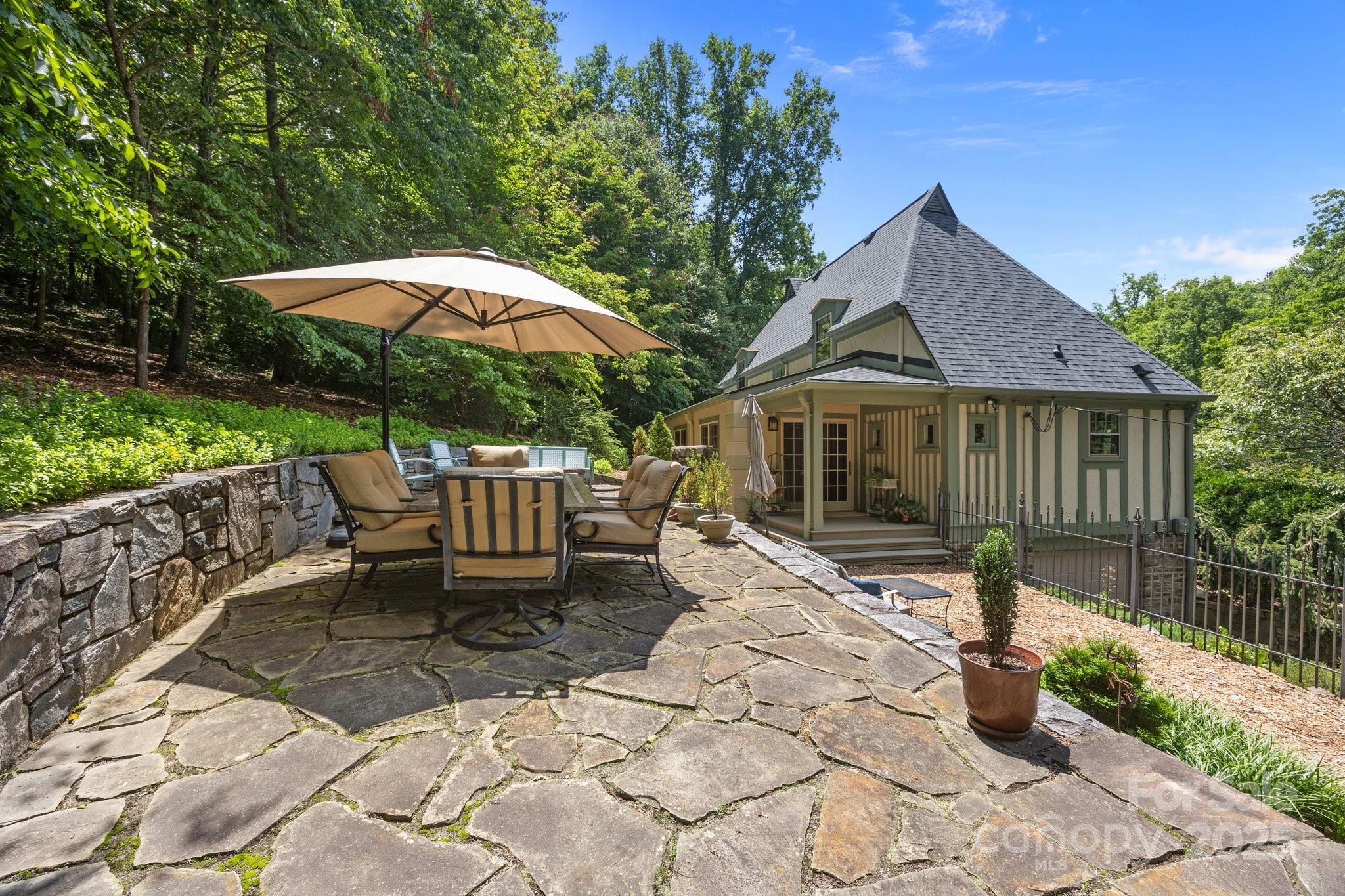12 Rice Branch Road Asheville NC 28804