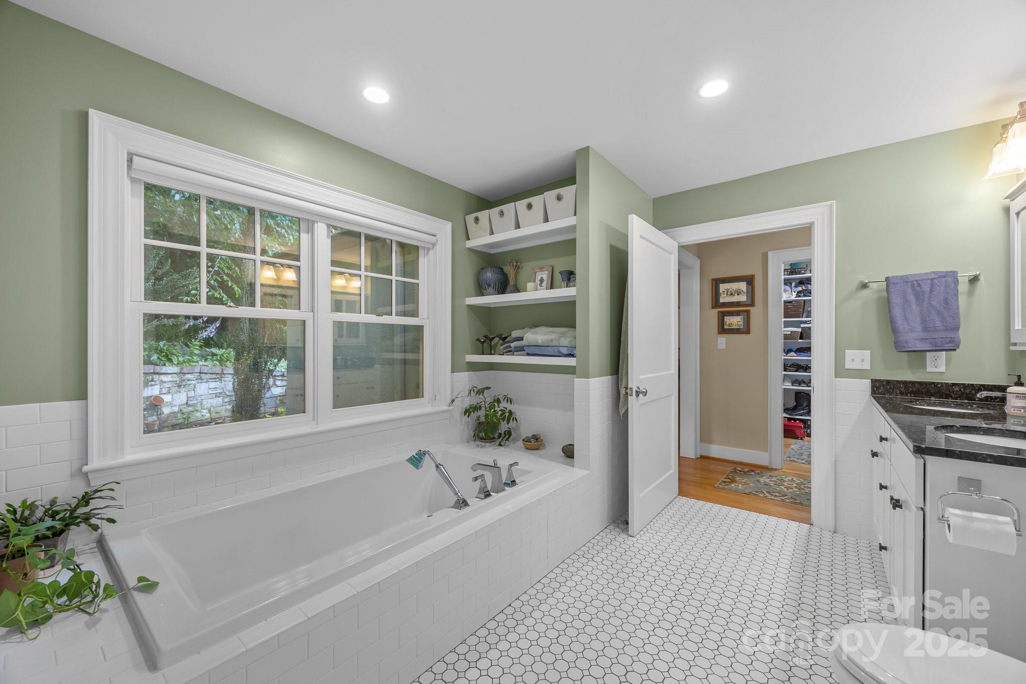 12 Rice Branch Road Asheville NC 28804