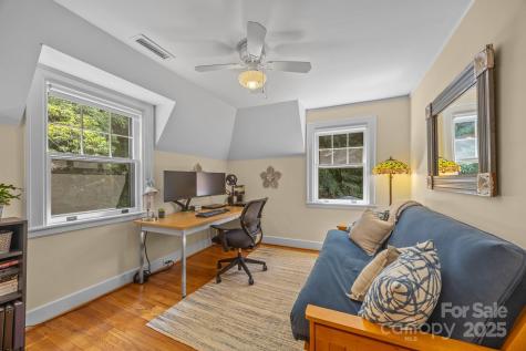 12 Rice Branch Road Asheville NC 28804
