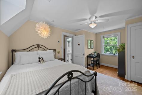 12 Rice Branch Road Asheville NC 28804