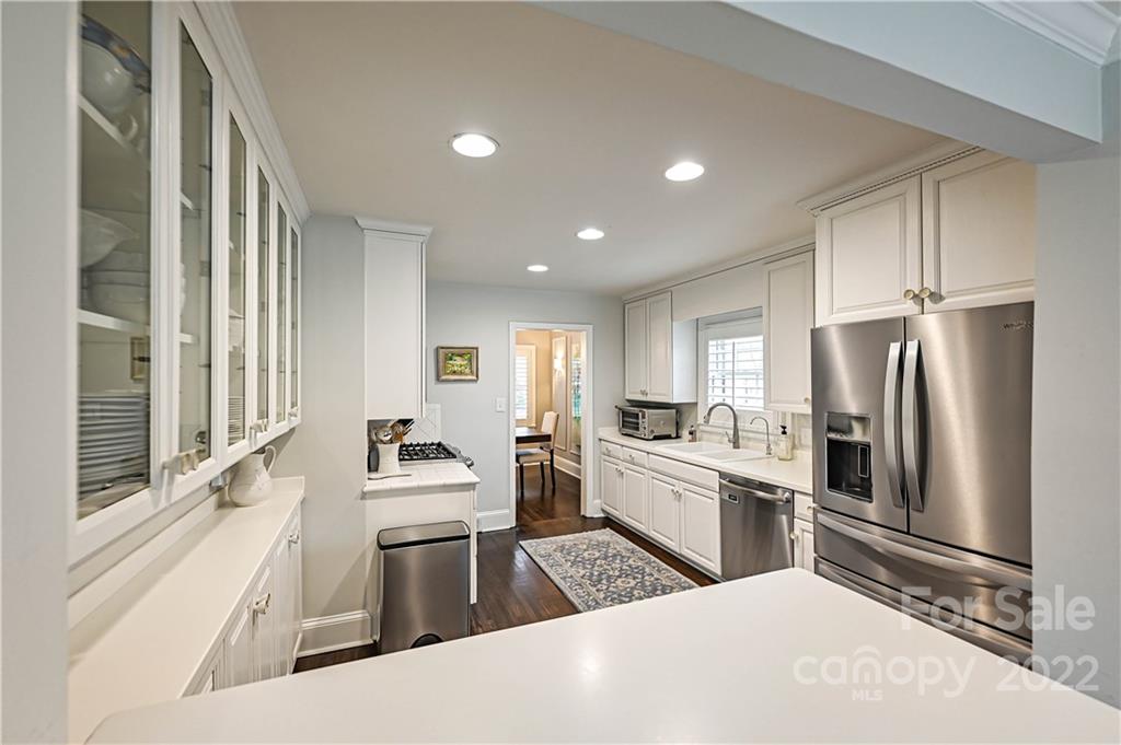 1653 Sterling Road Charlotte NC 28209