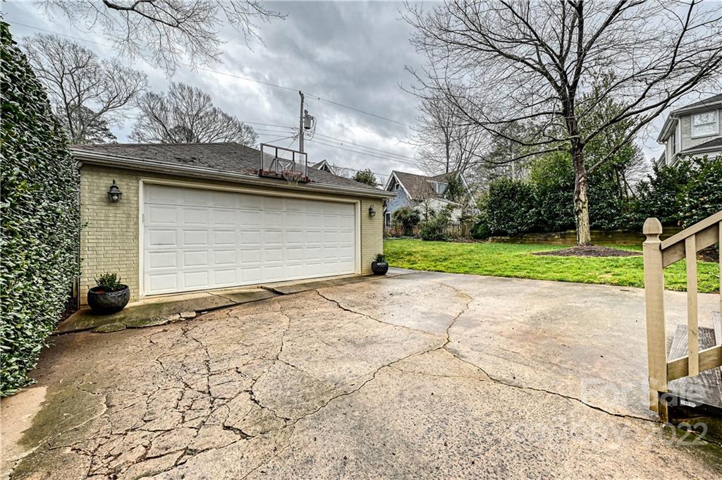 1653 Sterling Road Charlotte NC 28209