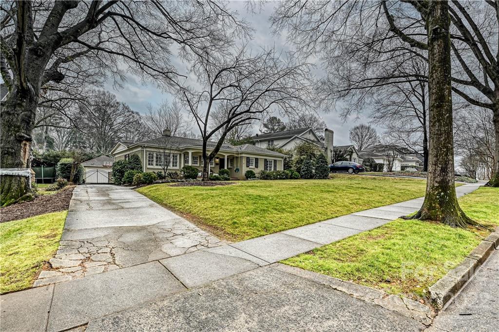 1653 Sterling Road Charlotte NC 28209