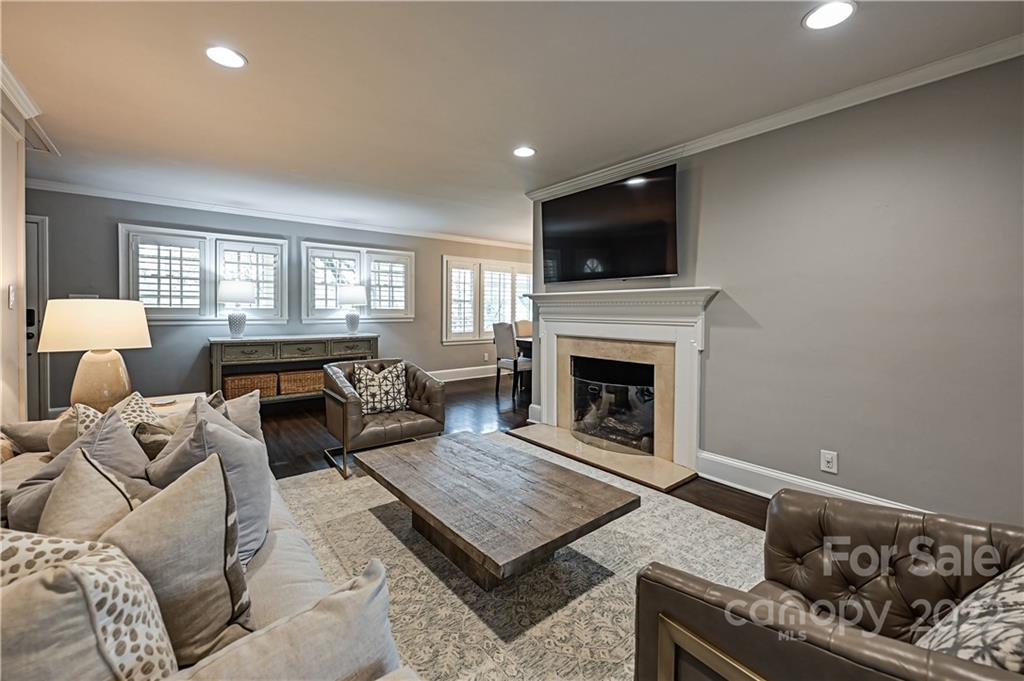 1653 Sterling Road Charlotte NC 28209