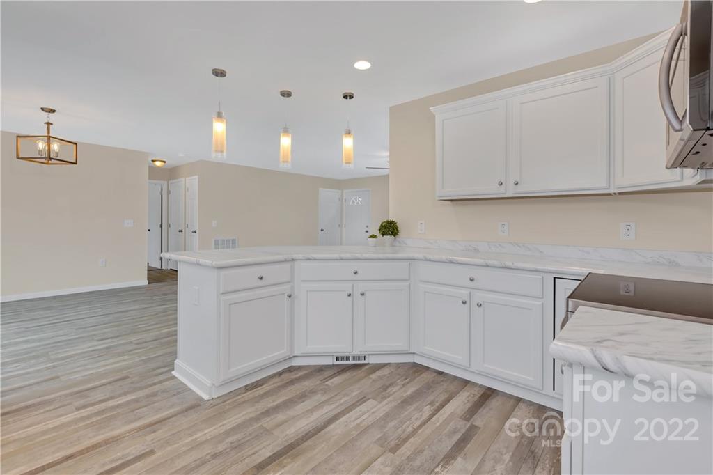 28 Price Road Asheville NC 28805