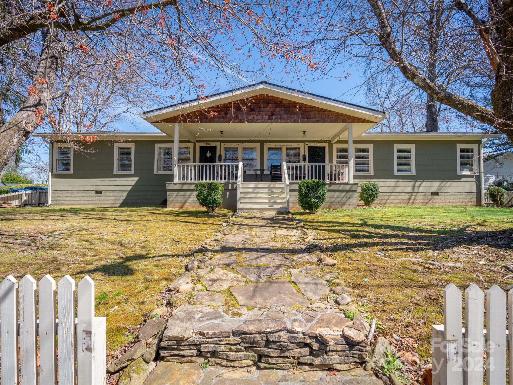 405 N Country Club Road Brevard NC 28712