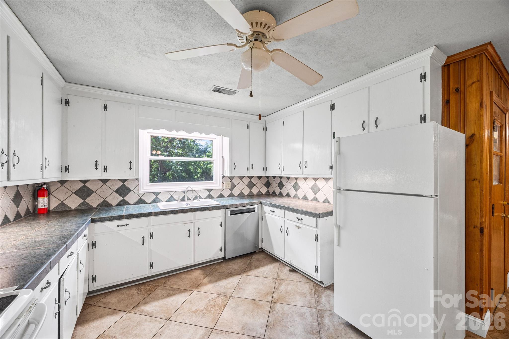 7233 Tuckaseegee Road Charlotte NC 28214