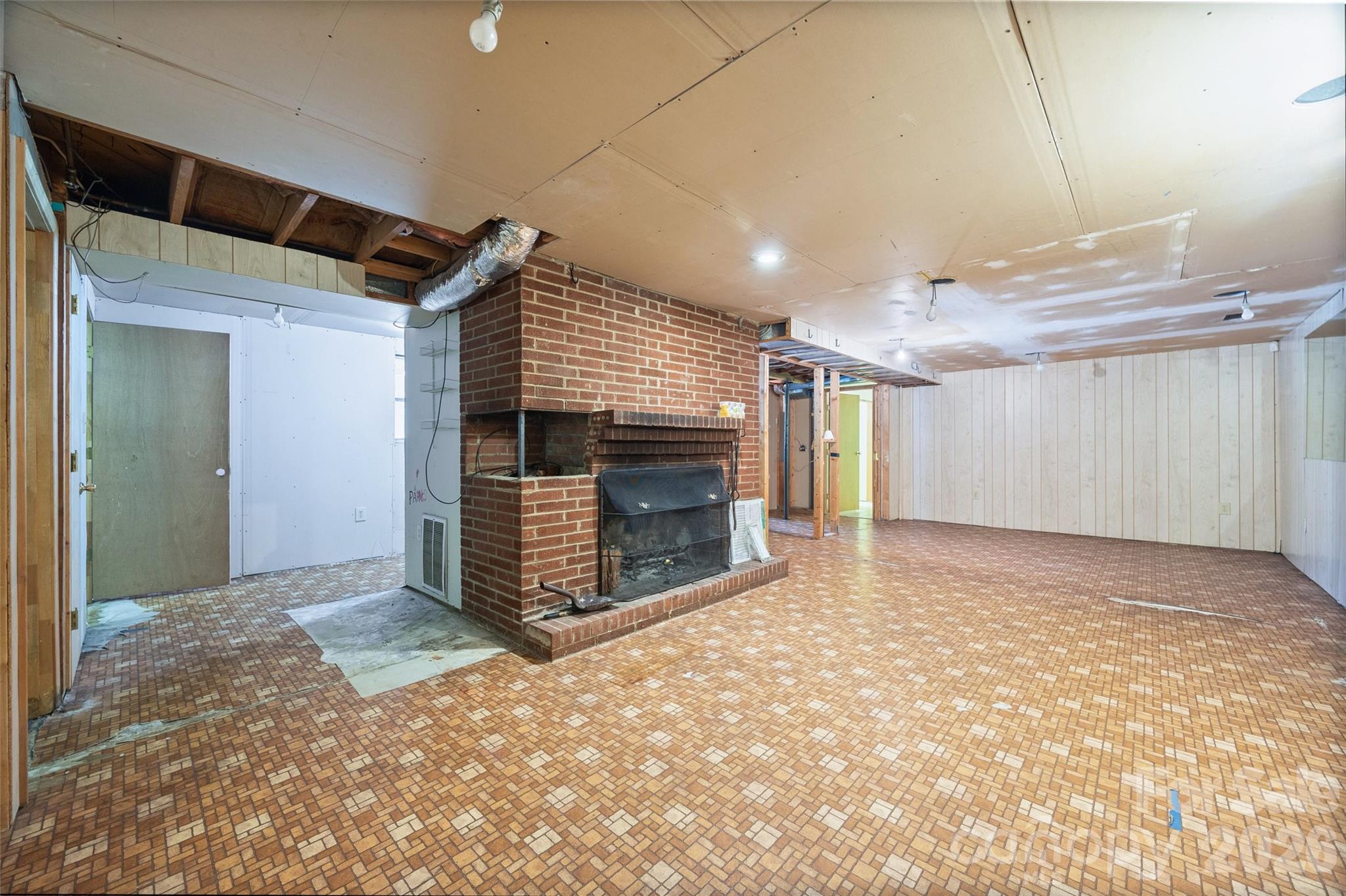 7233 Tuckaseegee Road Charlotte NC 28214