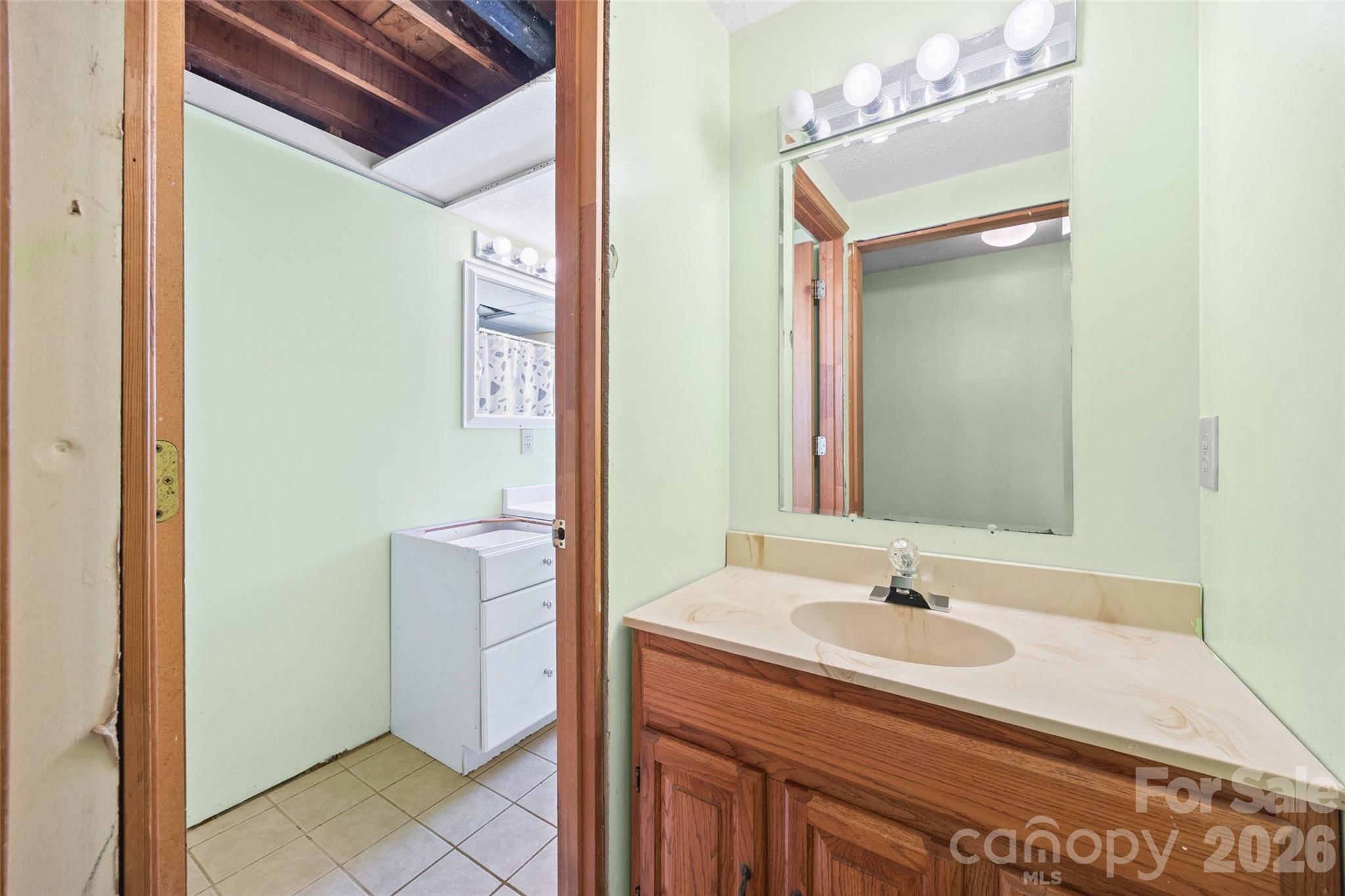 7233 Tuckaseegee Road Charlotte NC 28214