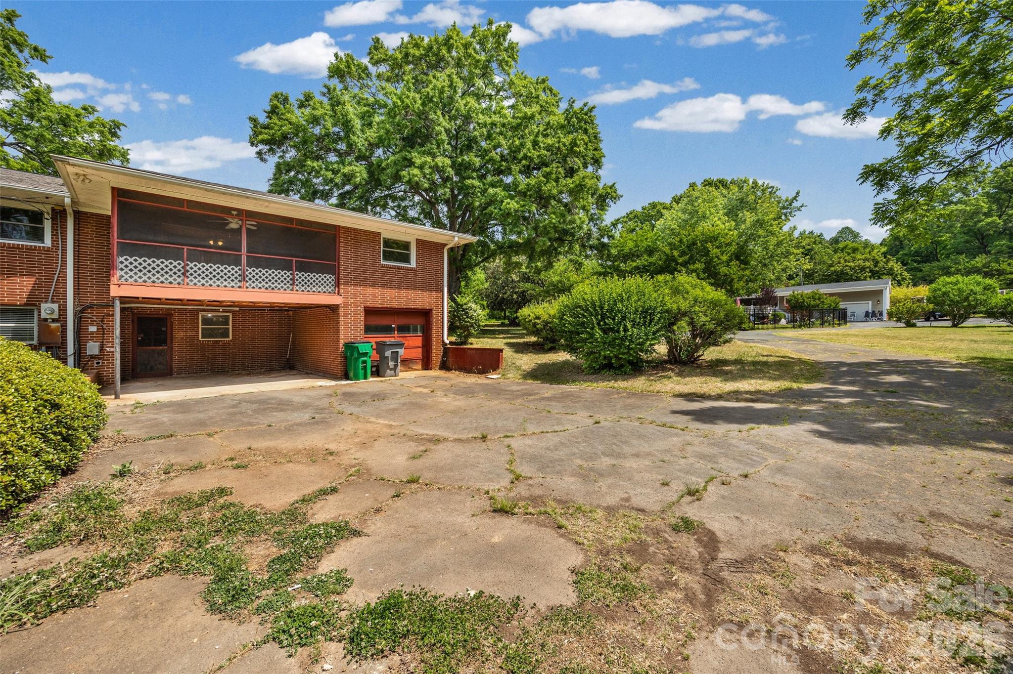 7233 Tuckaseegee Road Charlotte NC 28214