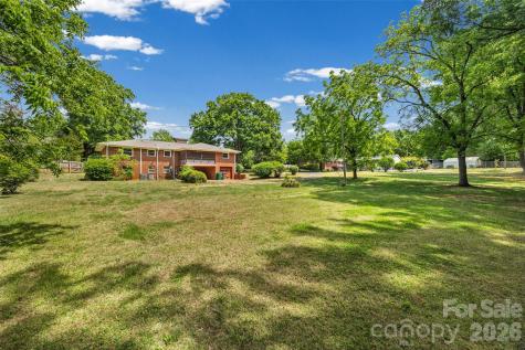 7233 Tuckaseegee Road Charlotte NC 28214