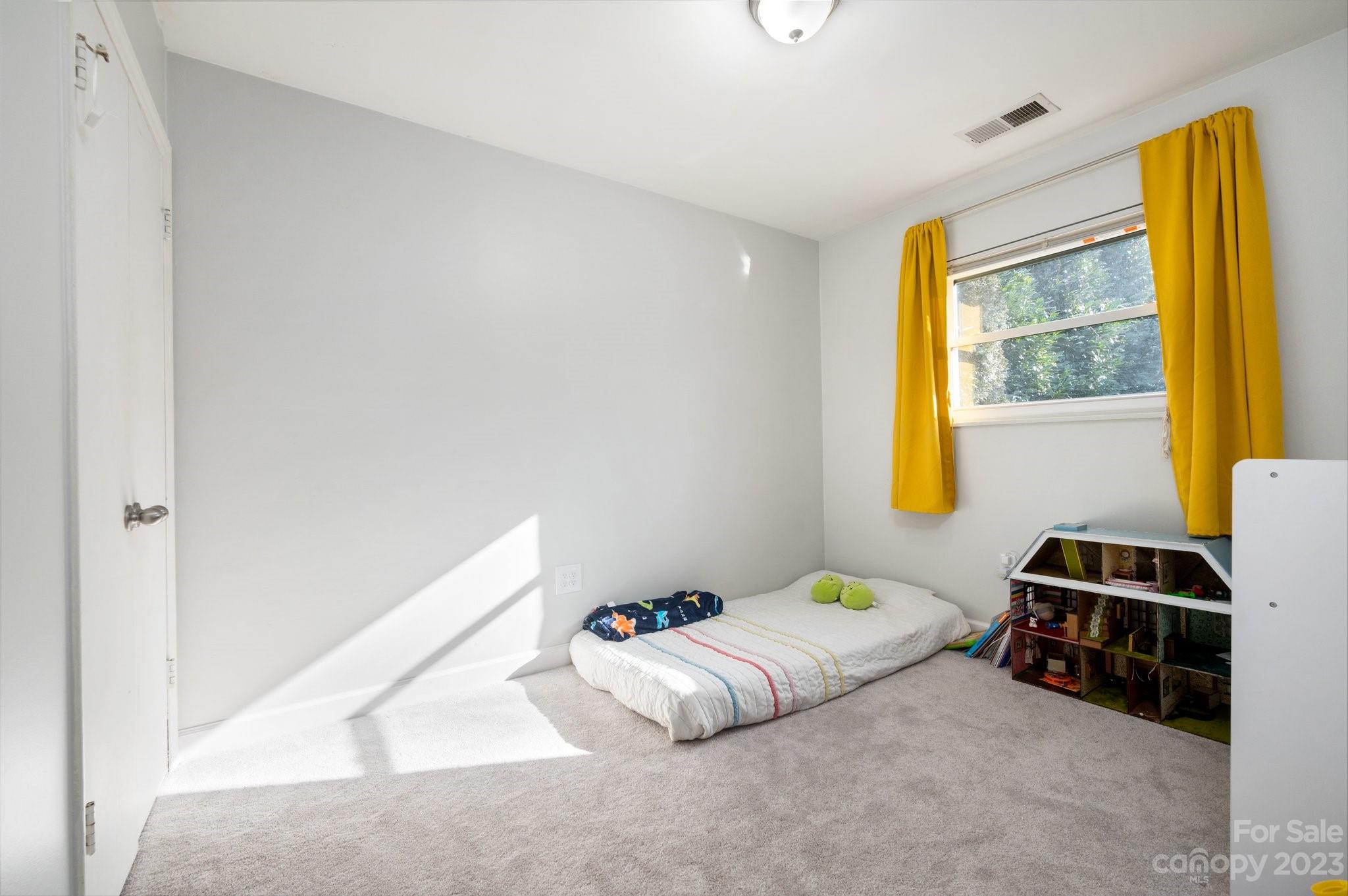 24 Waterford Court Asheville NC 28806