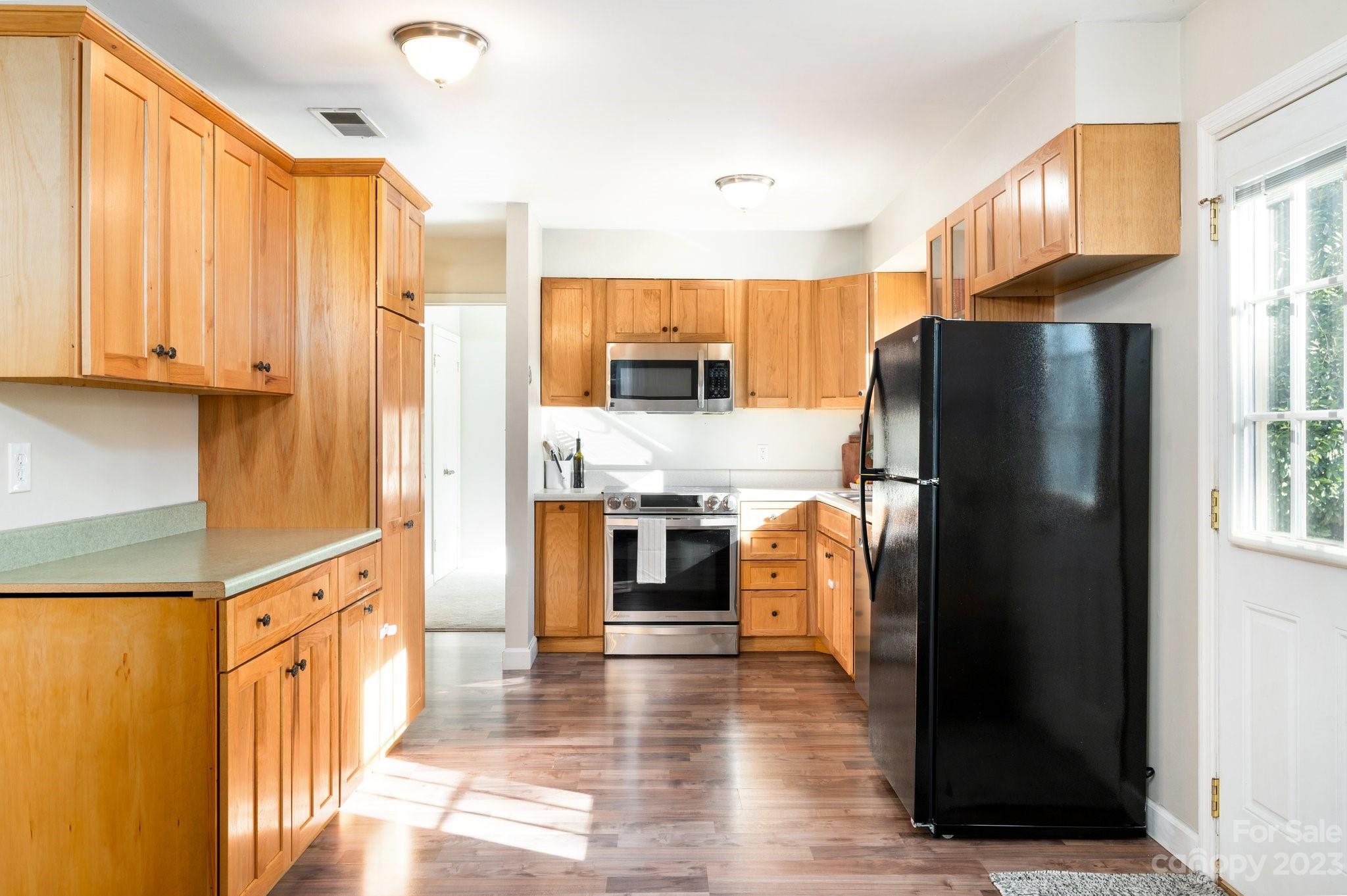 24 Waterford Court Asheville NC 28806