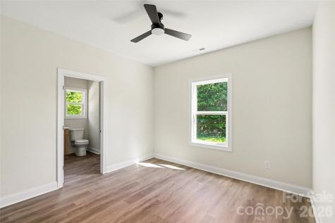 1452 Robinwood Road Gastonia NC 28054