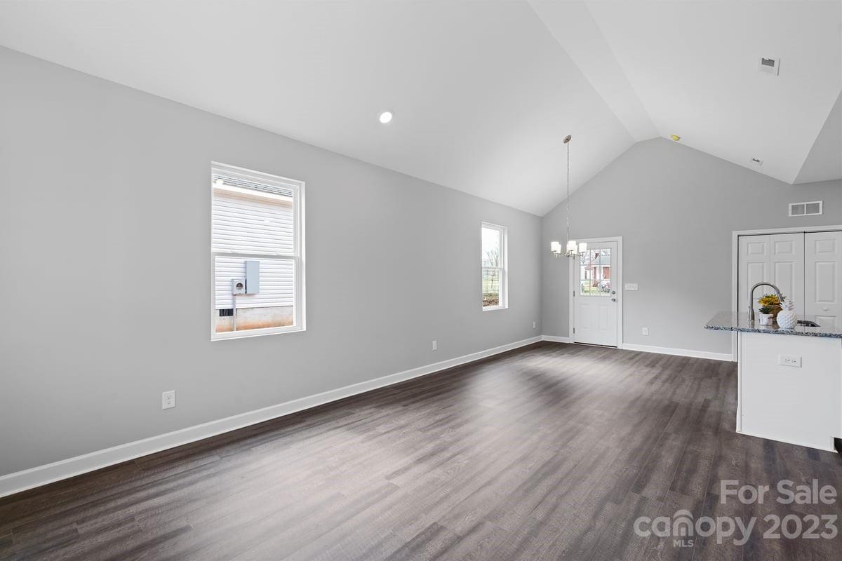422 Queens Road Gastonia NC 28052