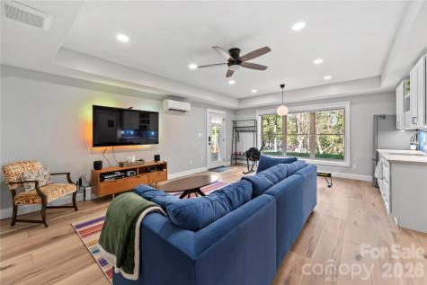 9 Elkmont Drive Asheville NC 28804