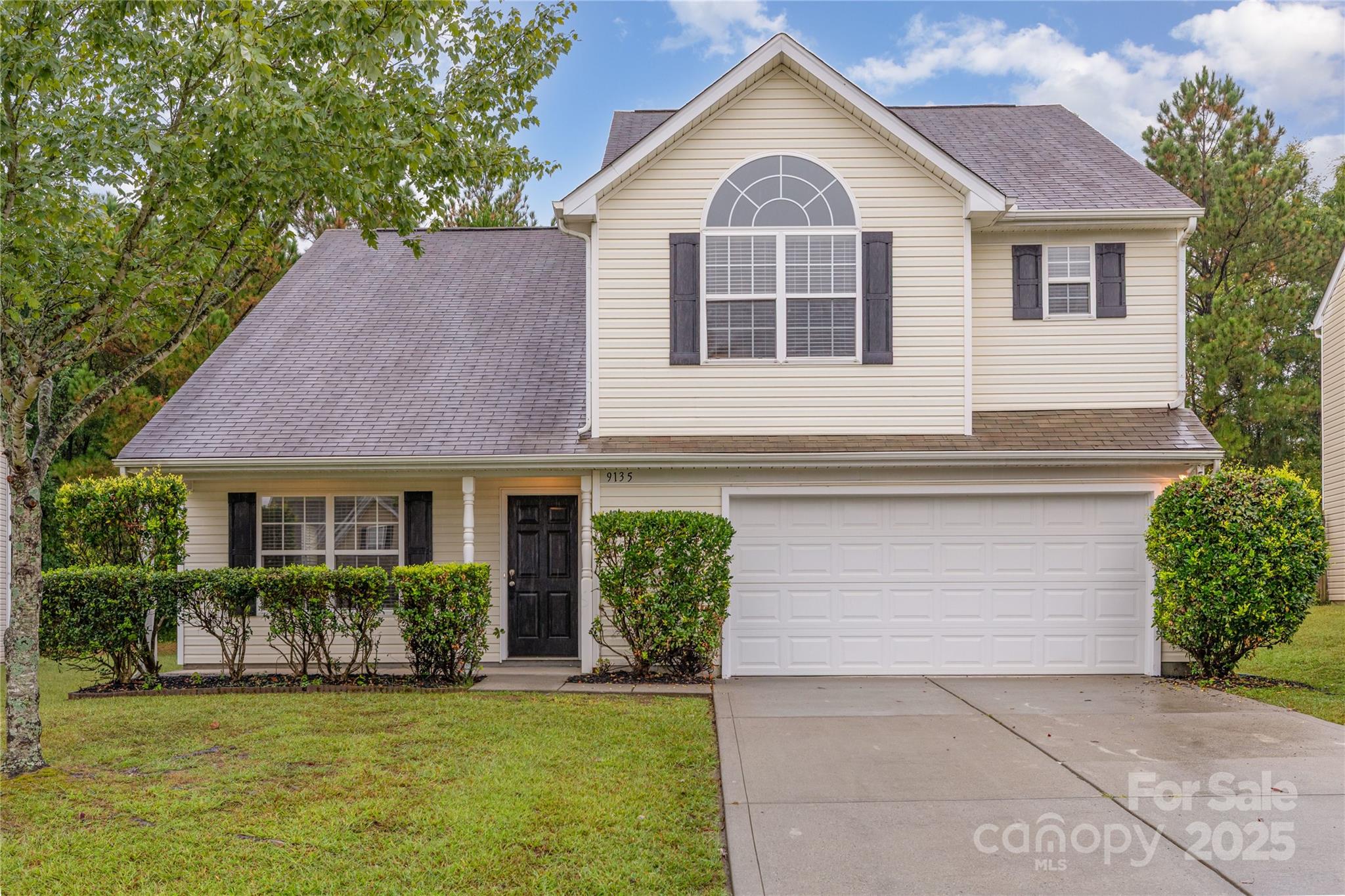 9135 Simonton Drive Charlotte NC 28269