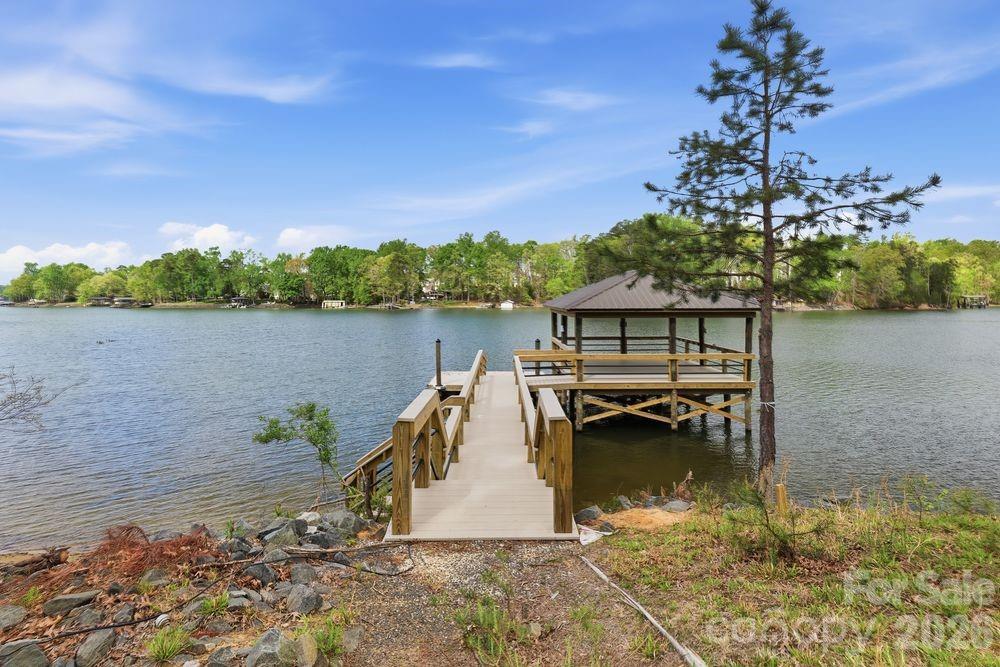 21221 Lake Run Drive Charlotte NC 28278