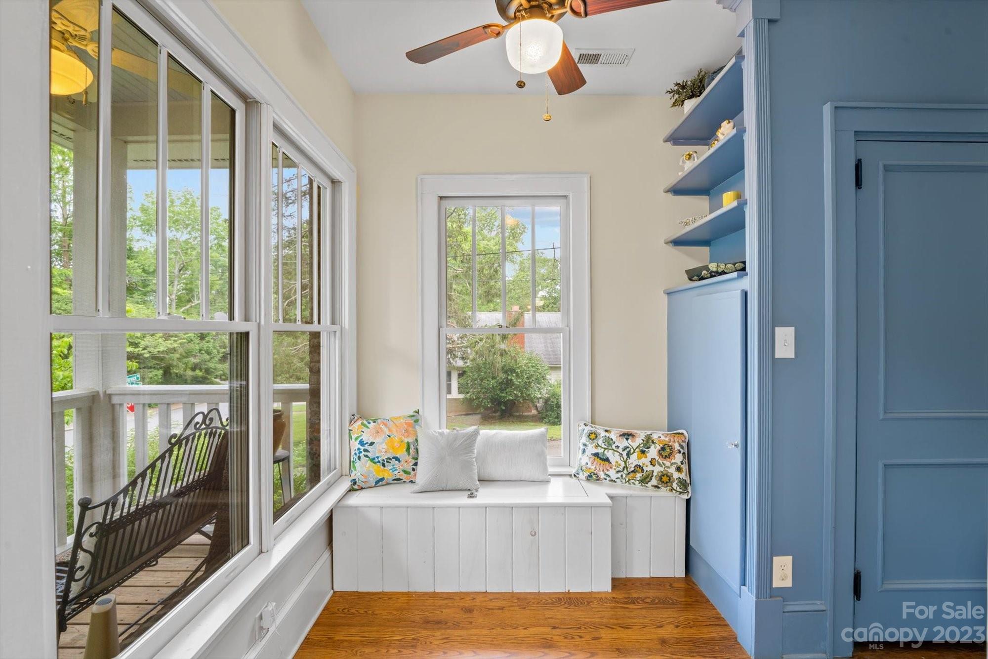 24 Warwick Road Asheville NC 28803