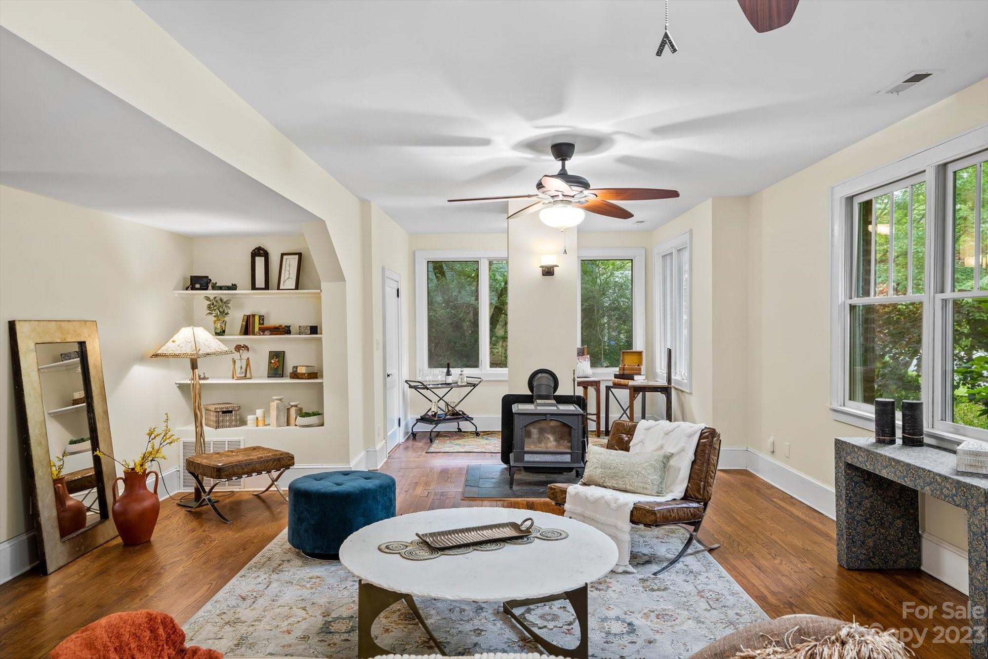 24 Warwick Road Asheville NC 28803