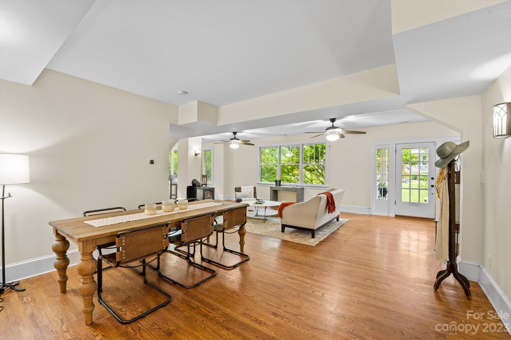 24 Warwick Road Asheville NC 28803