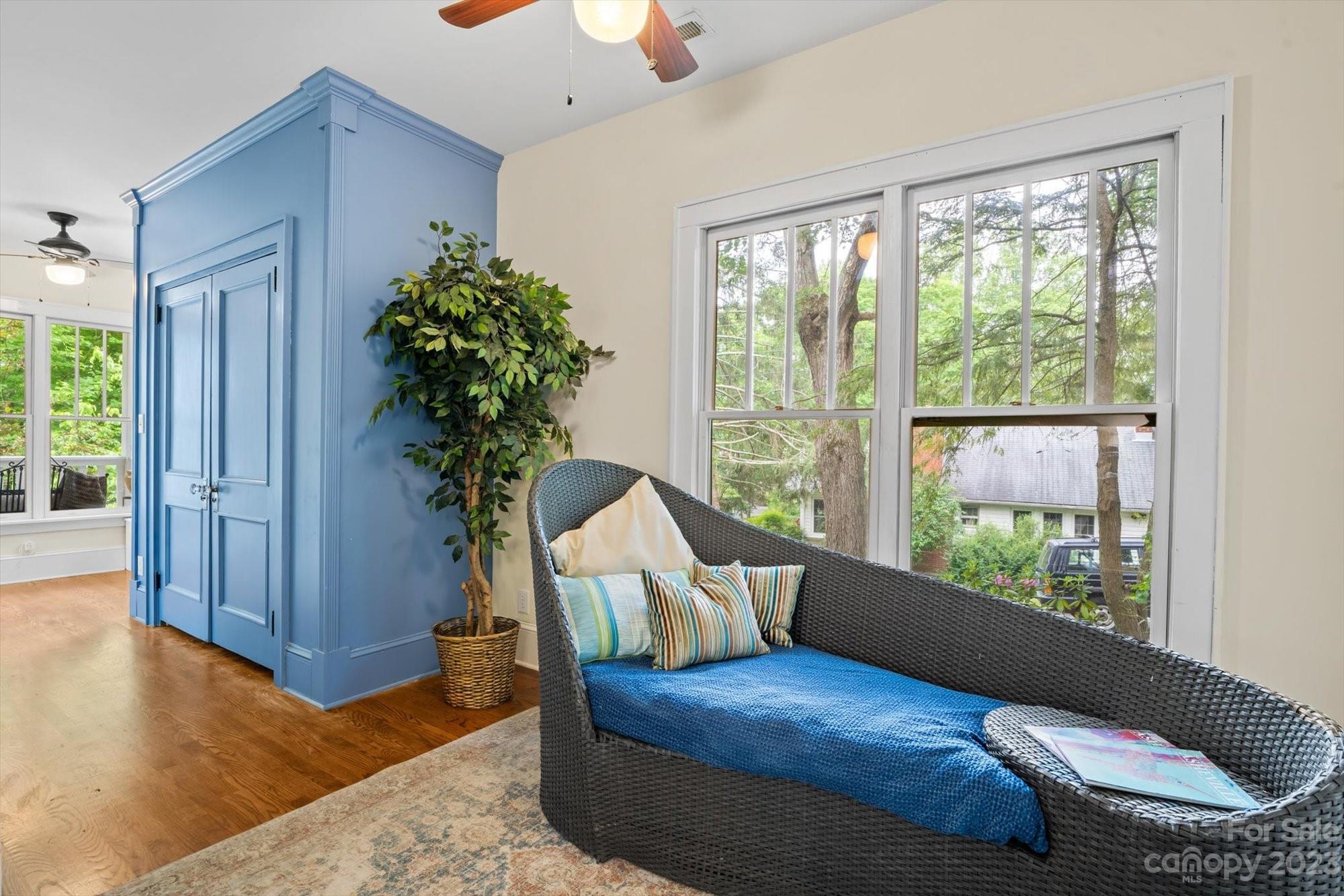 24 Warwick Road Asheville NC 28803