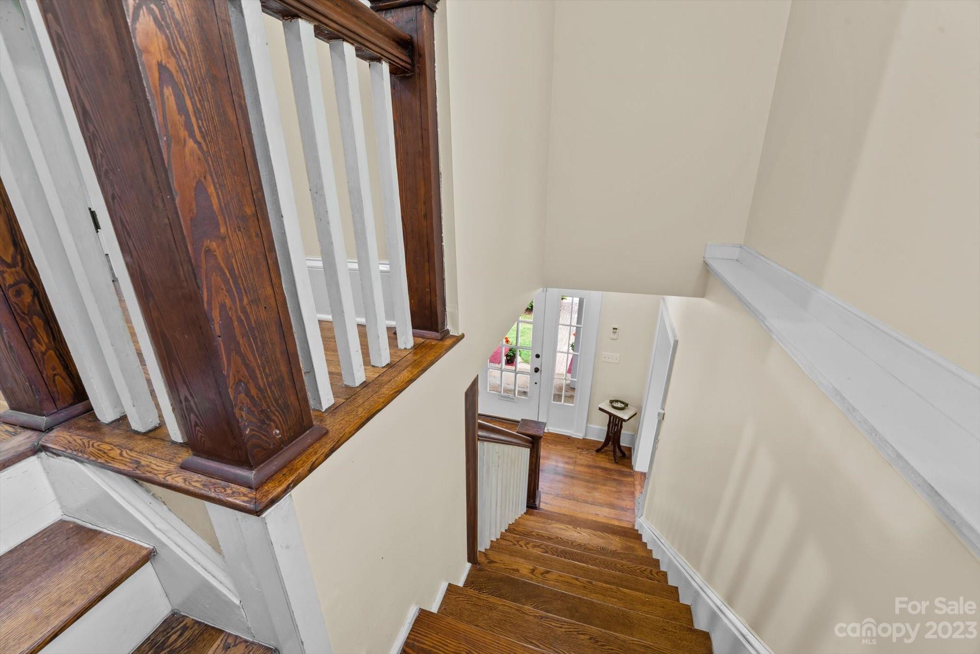 24 Warwick Road Asheville NC 28803