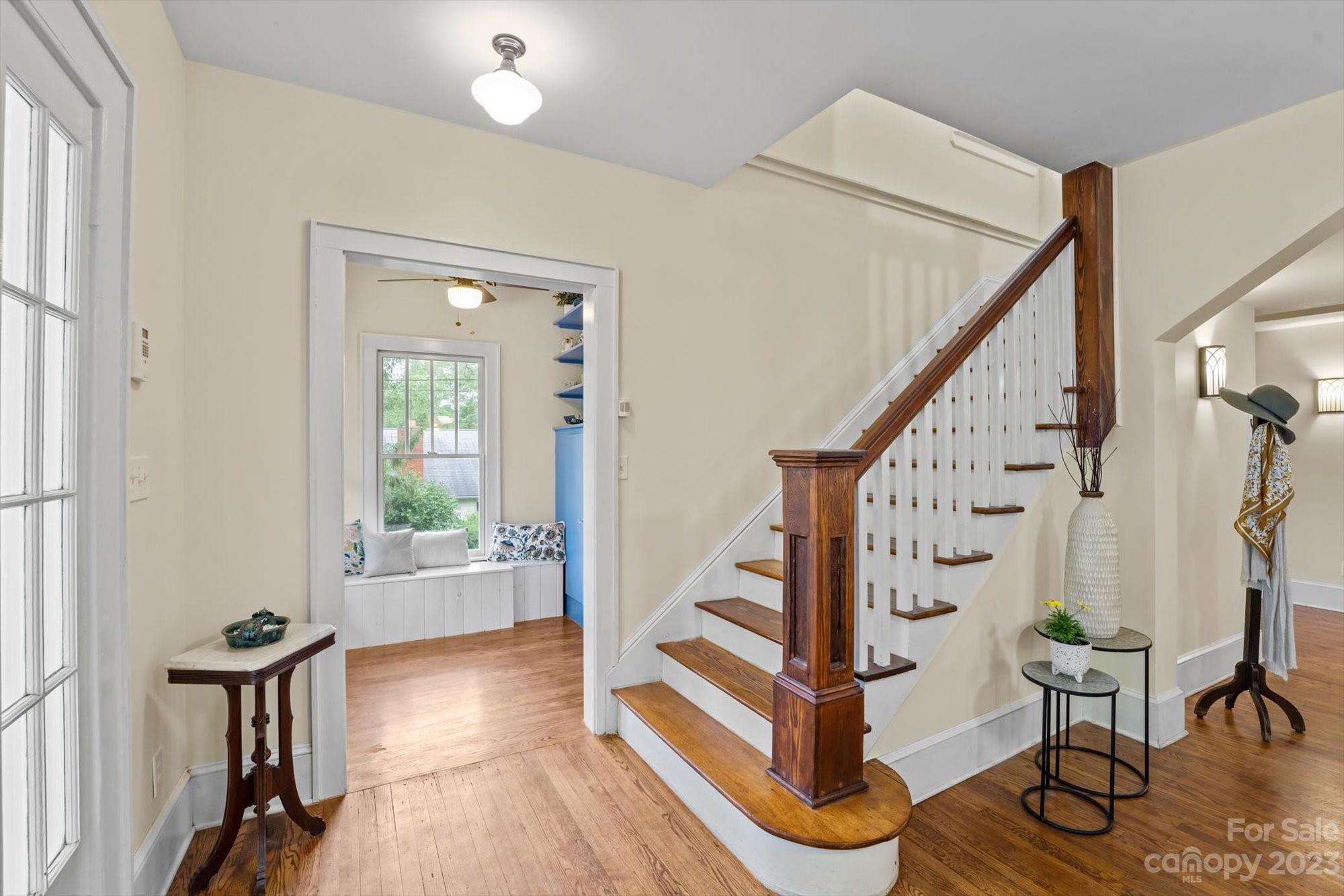 24 Warwick Road Asheville NC 28803