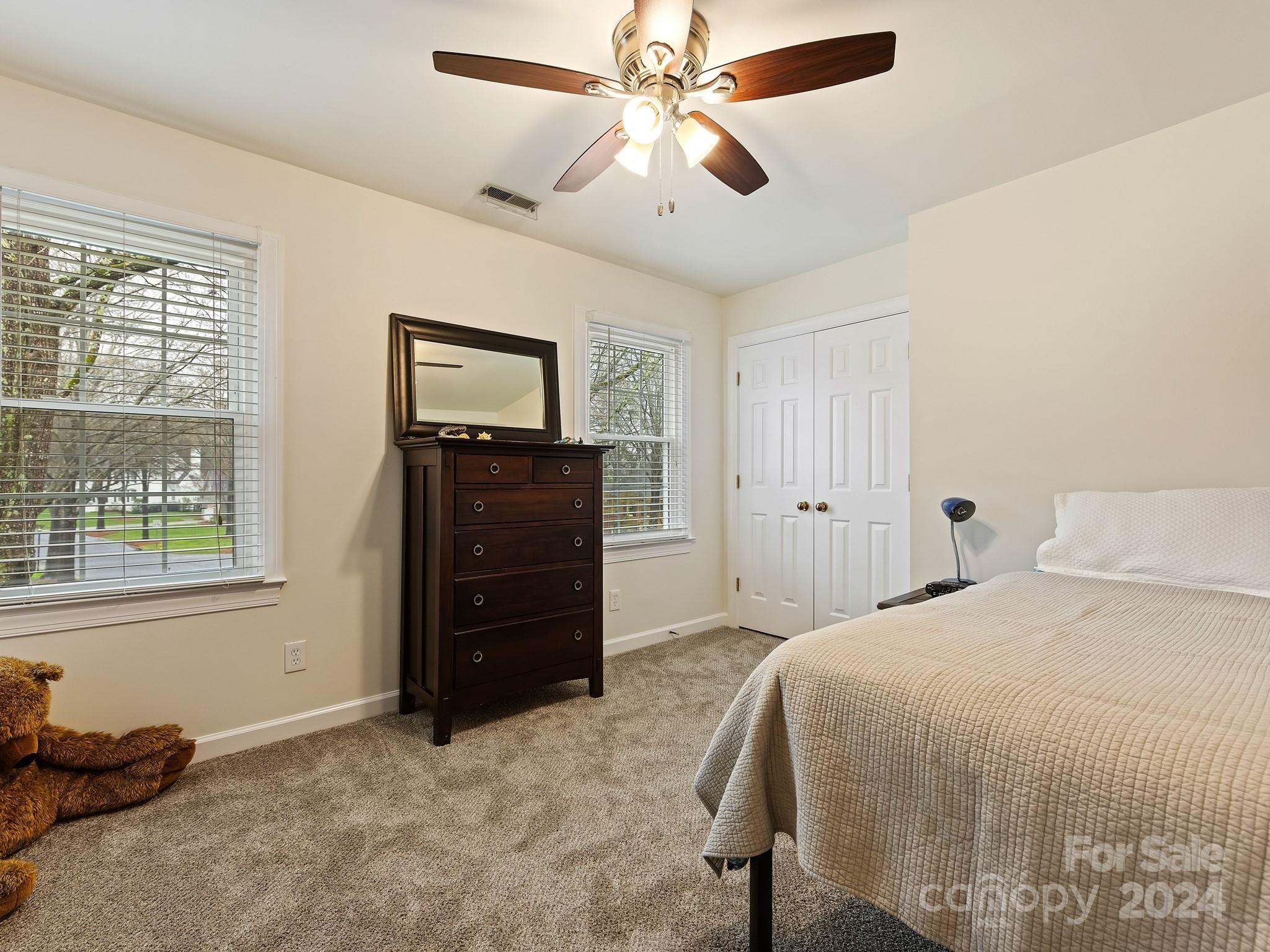 6754 Brookfield Place Charlotte NC 28270