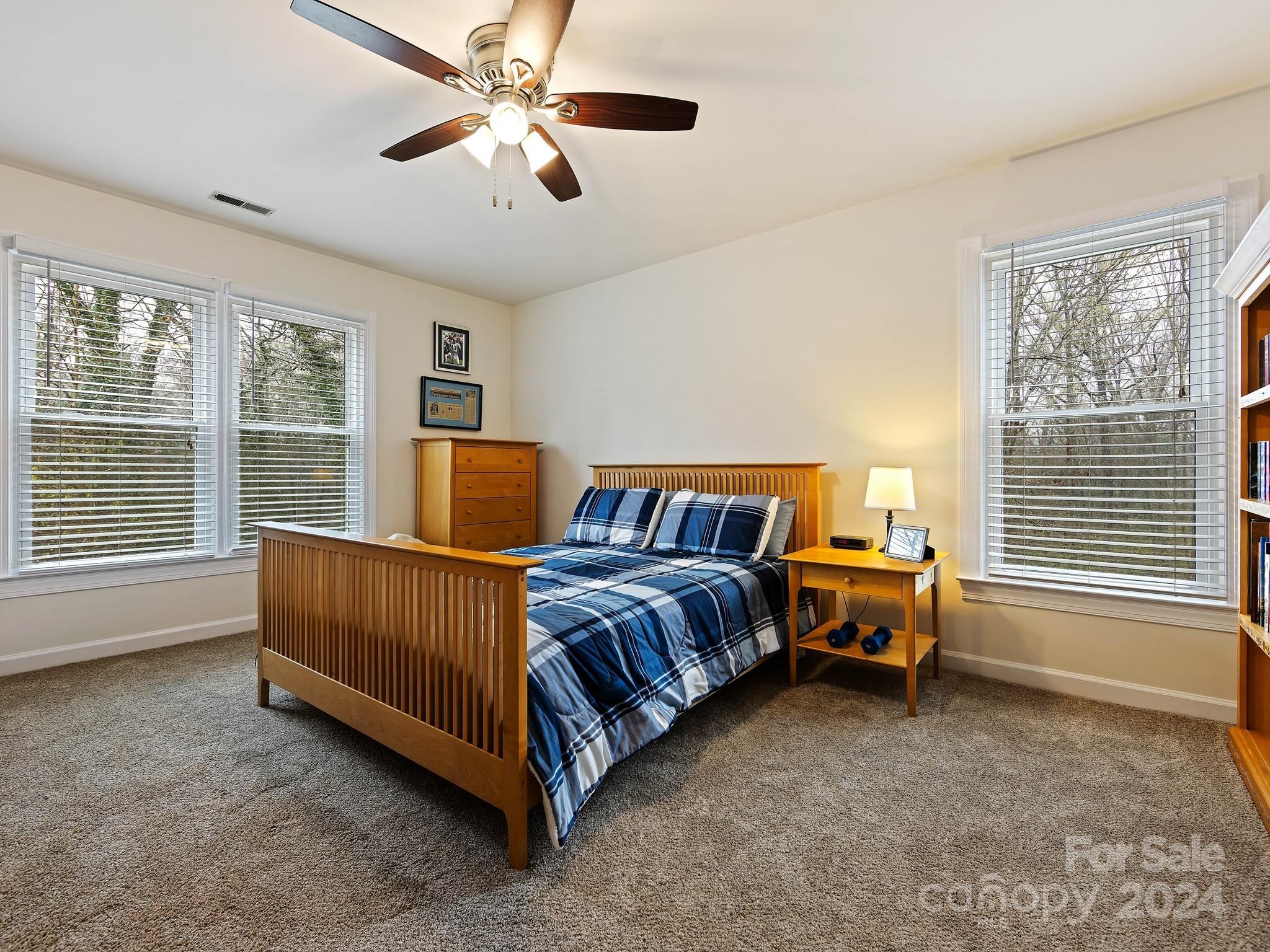6754 Brookfield Place Charlotte NC 28270