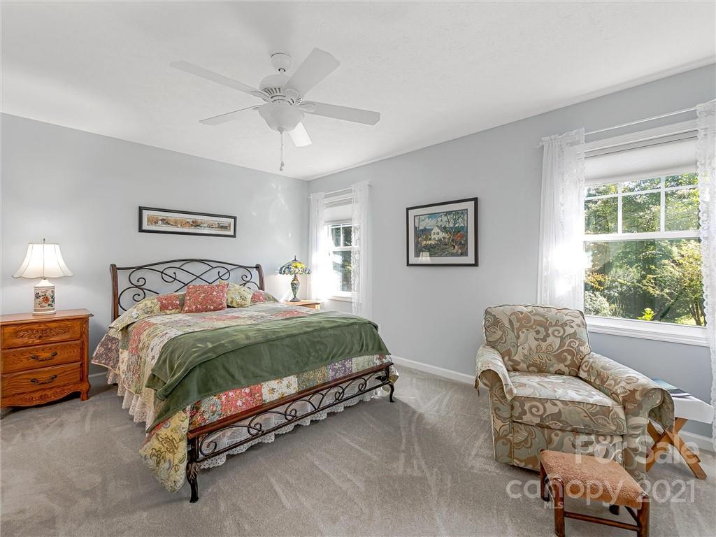 228 High Ridge Drive Mills River NC 28759