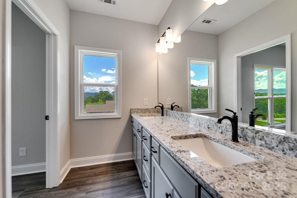 381 Scenic Ridge Circle Franklin NC 28734