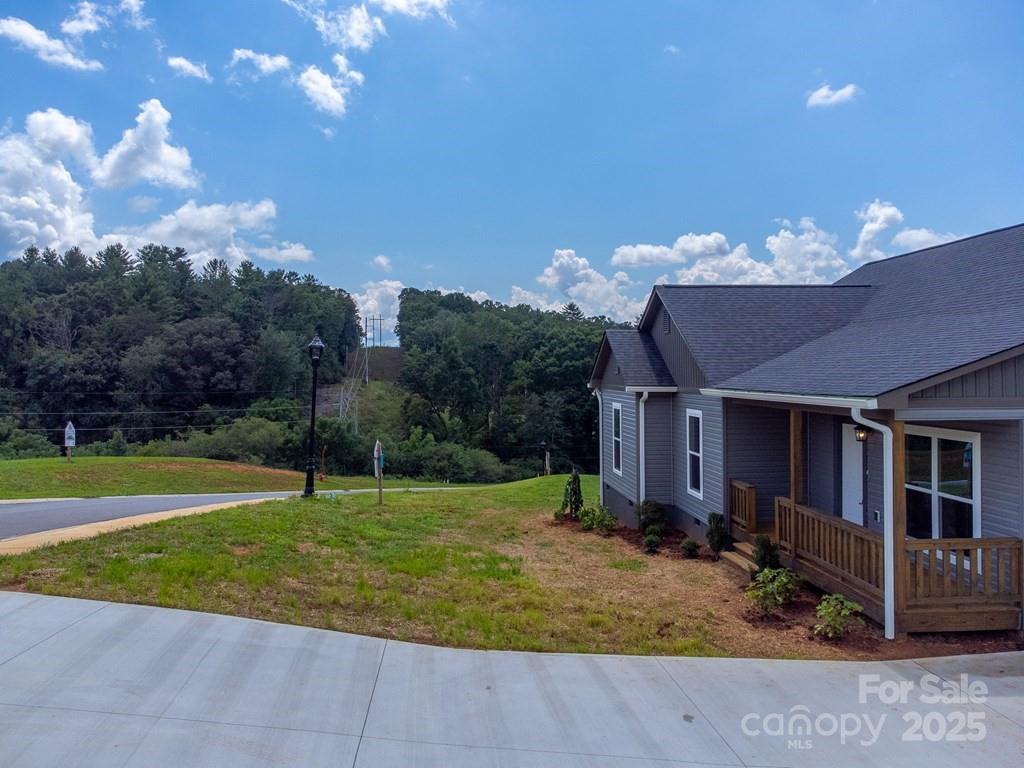 381 Scenic Ridge Circle Franklin NC 28734