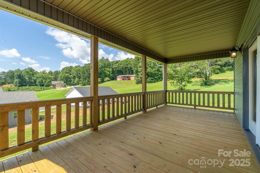381 Scenic Ridge Circle Franklin NC 28734