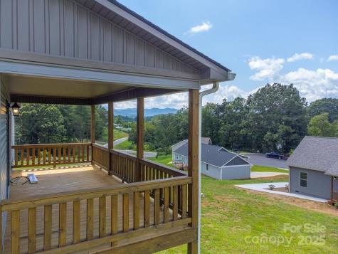 381 Scenic Ridge Circle Franklin NC 28734