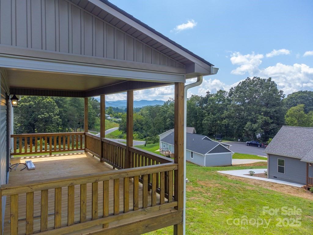 381 Scenic Ridge Circle Franklin NC 28734