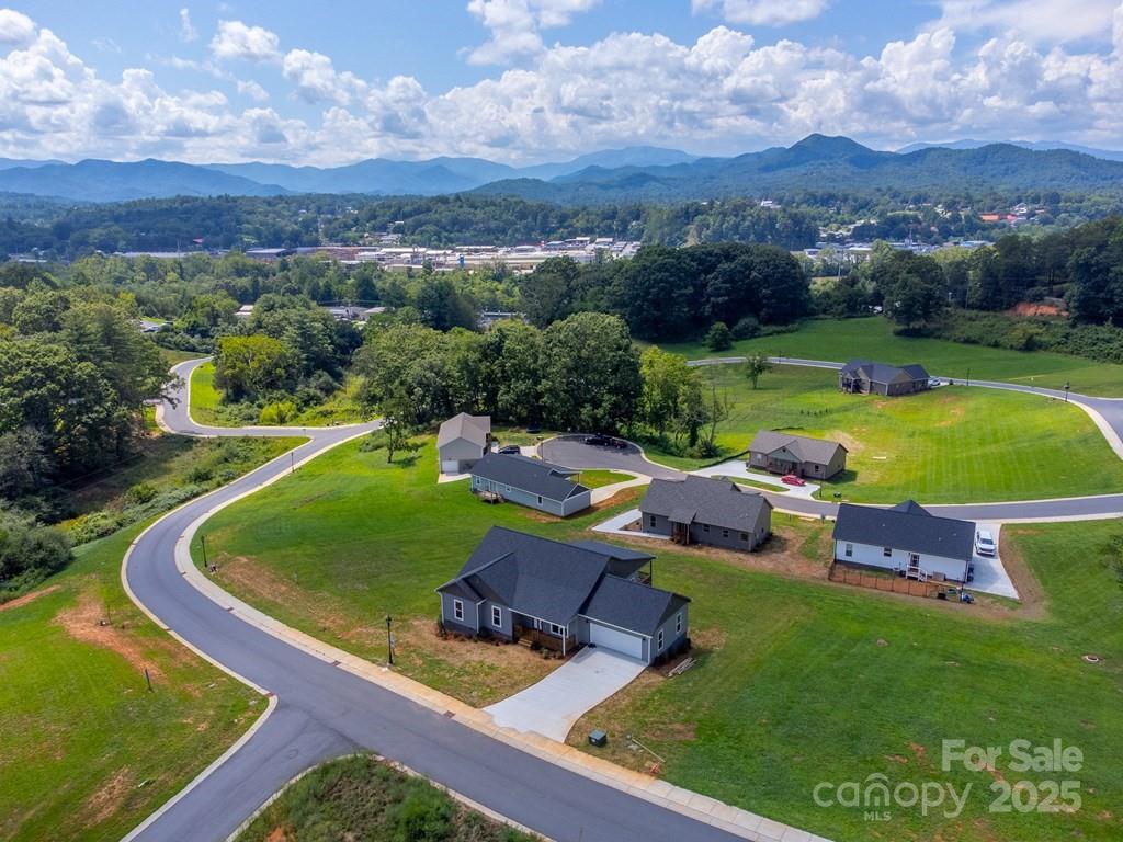 381 Scenic Ridge Circle Franklin NC 28734