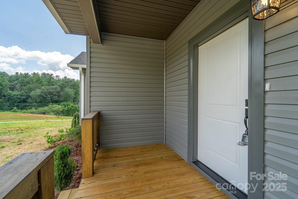381 Scenic Ridge Circle Franklin NC 28734