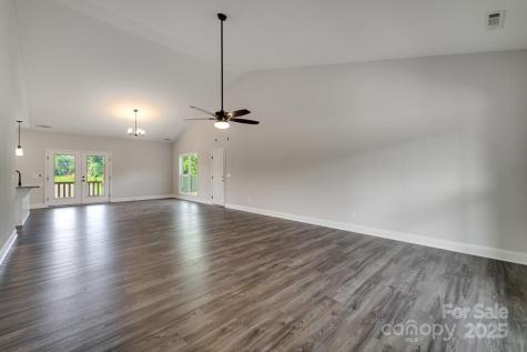 381 Scenic Ridge Circle Franklin NC 28734