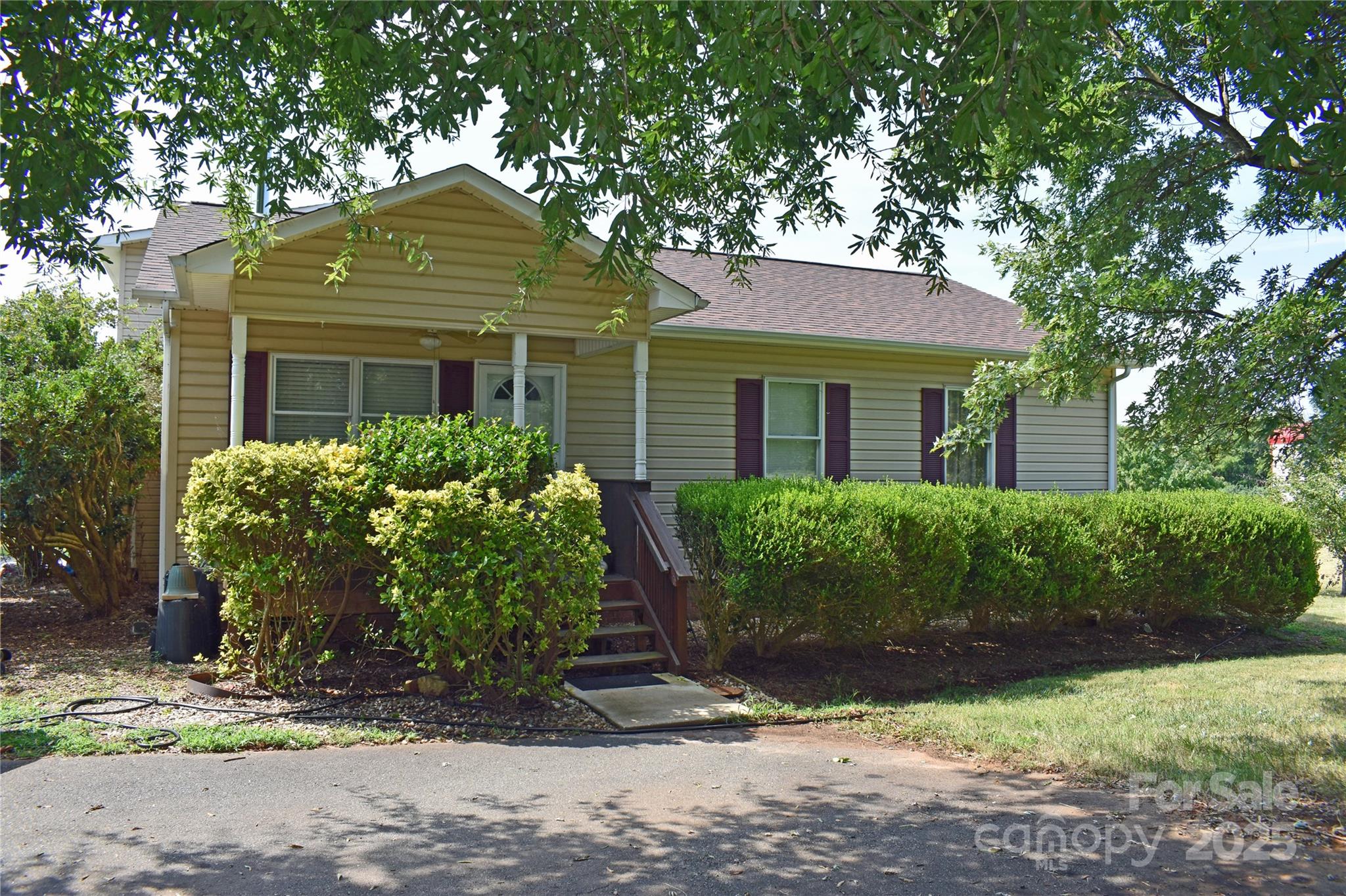 3603 Ritchie Road Lincolnton NC 28092