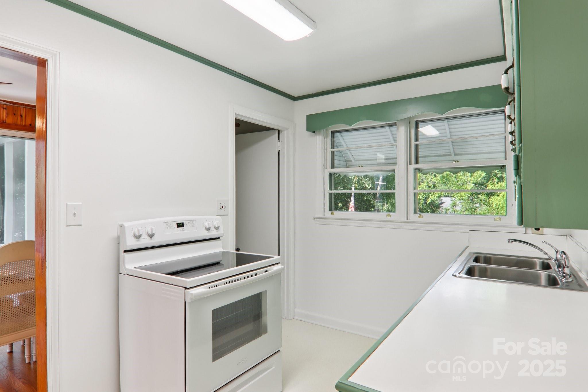 68 Mulberry Court Arden NC 28704