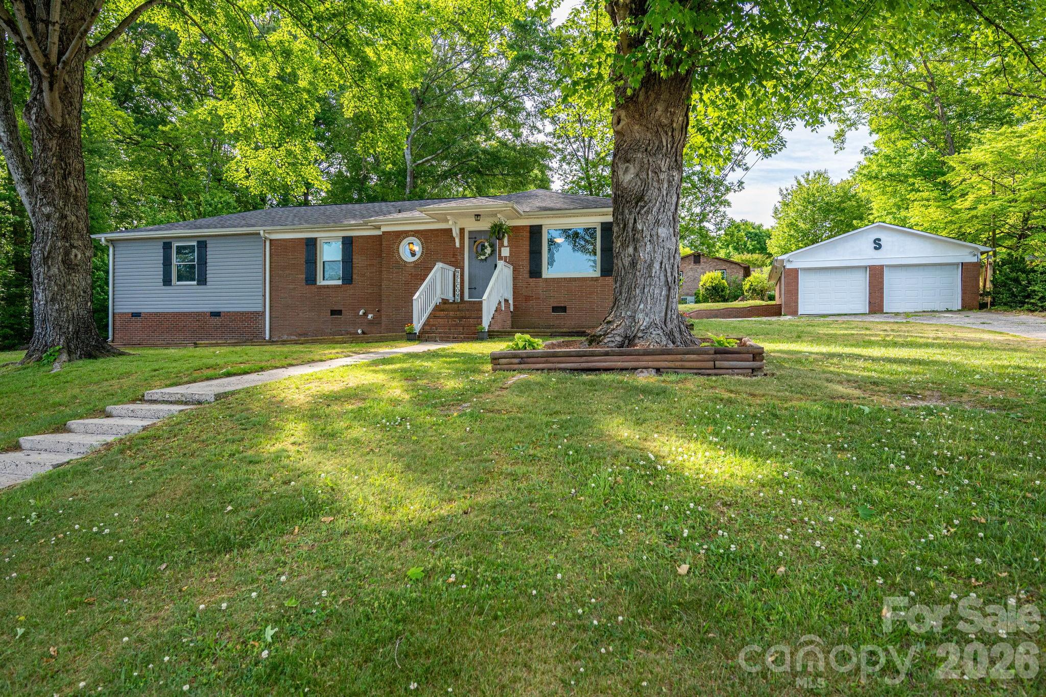 704 Dogwood Avenue Lincolnton NC 28092