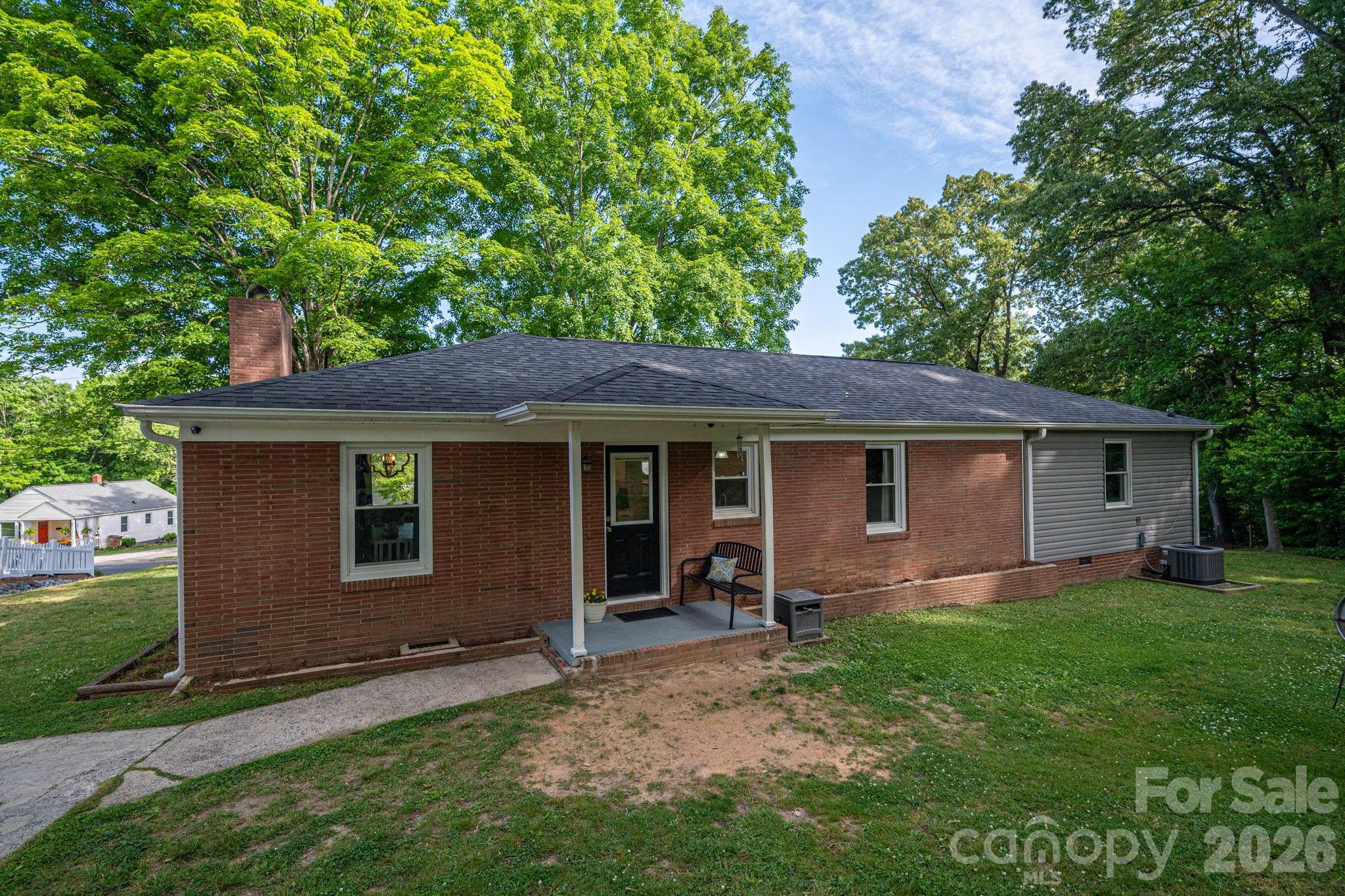 704 Dogwood Avenue Lincolnton NC 28092