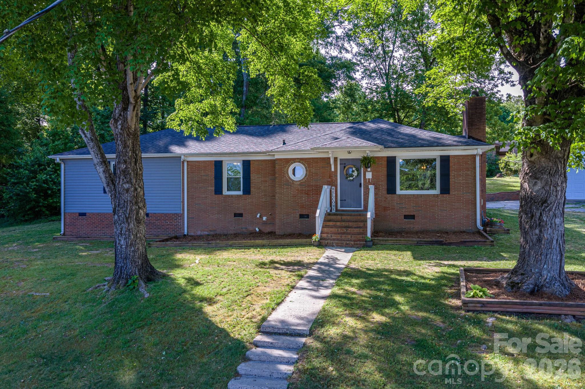 704 Dogwood Avenue Lincolnton NC 28092