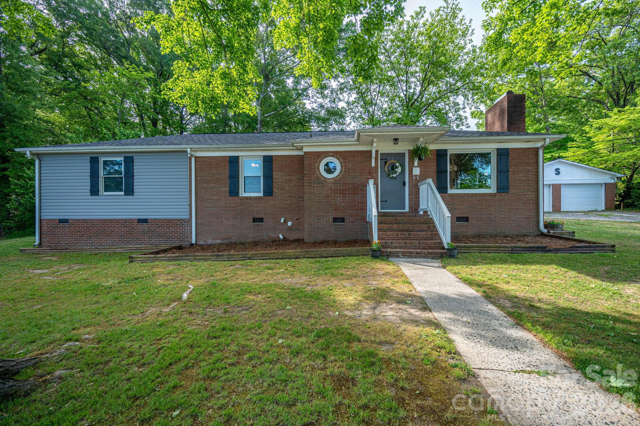 704 Dogwood Avenue Lincolnton NC 28092