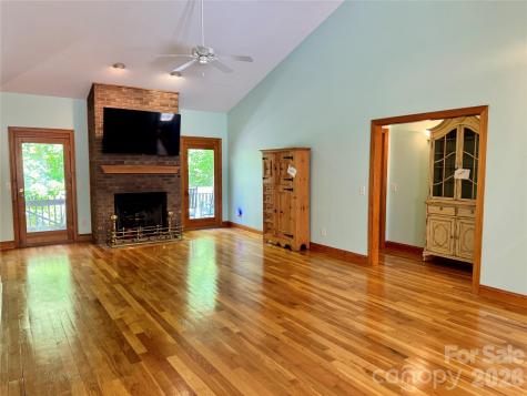 906 Rocky Cove Lane Denton NC 27239