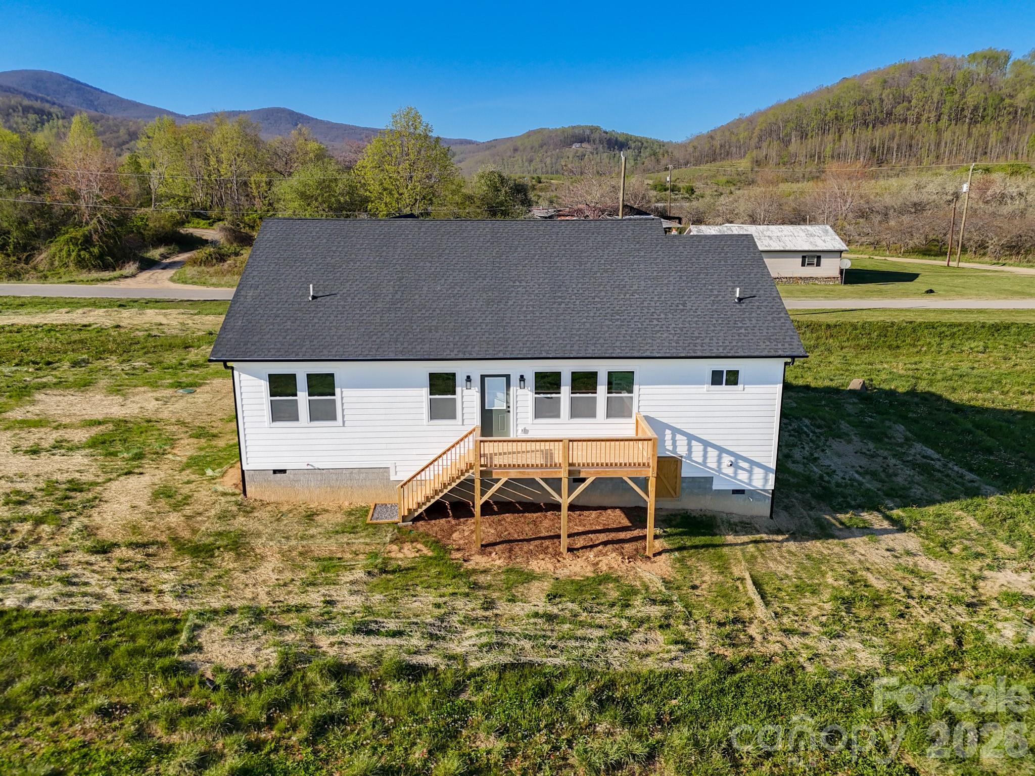 459 Waters Road Hendersonville NC 28792