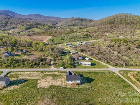 459 Waters Road Hendersonville NC 28792