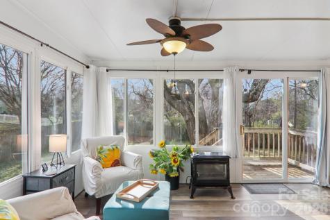 98 Oak Knoll Road Asheville NC 28804